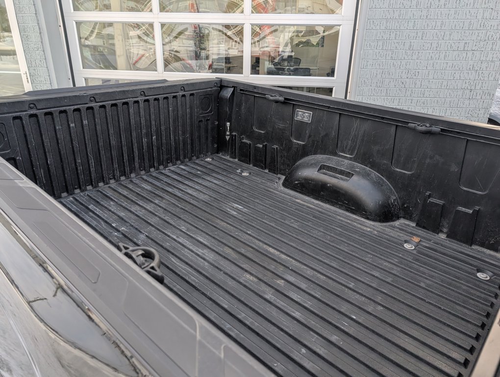 2024 Toyota TUNDRA HYBRID LIMITED, GARANTIE JUSQU EN 2028, in Magog, Quebec - 8 - w1024h768px