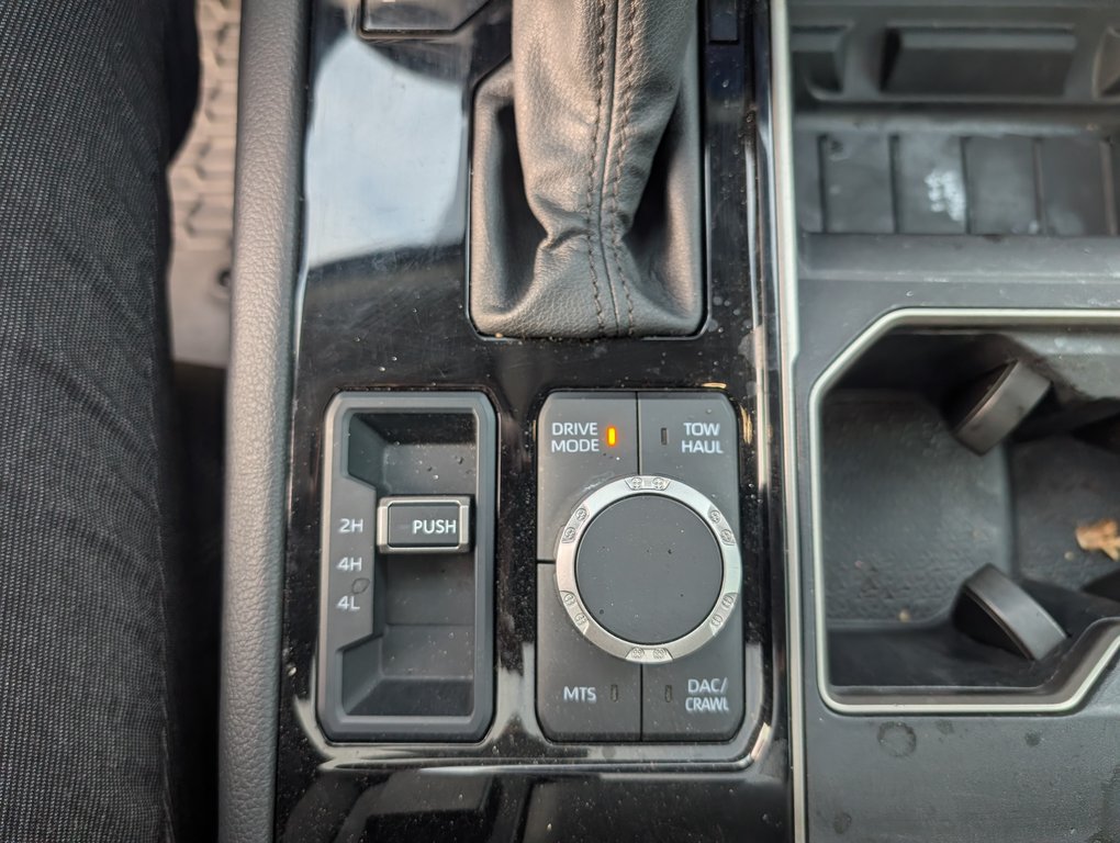 2024 Toyota TUNDRA HYBRID LIMITED, GARANTIE JUSQU EN 2028, in Magog, Quebec - 20 - w1024h768px