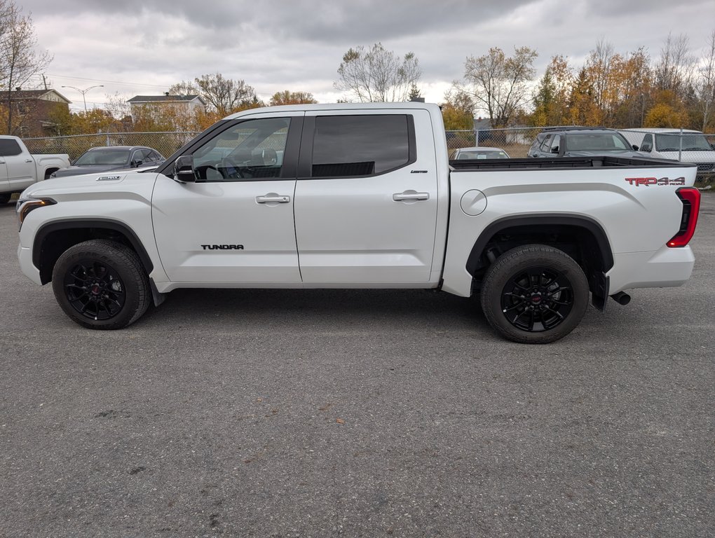 Toyota TUNDRA HYBRID Crewmax Limited 2025 à Magog, Québec - 5 - w1024h768px
