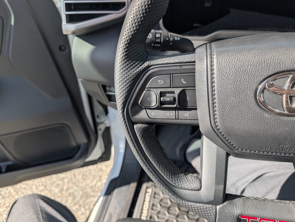 Toyota TUNDRA HYBRID Crewmax Limited 2025 à Magog, Québec - 21 - w1024h768px