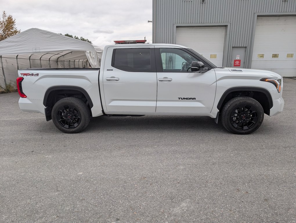 Toyota TUNDRA HYBRID Crewmax Limited 2025 à Magog, Québec - 2 - w1024h768px