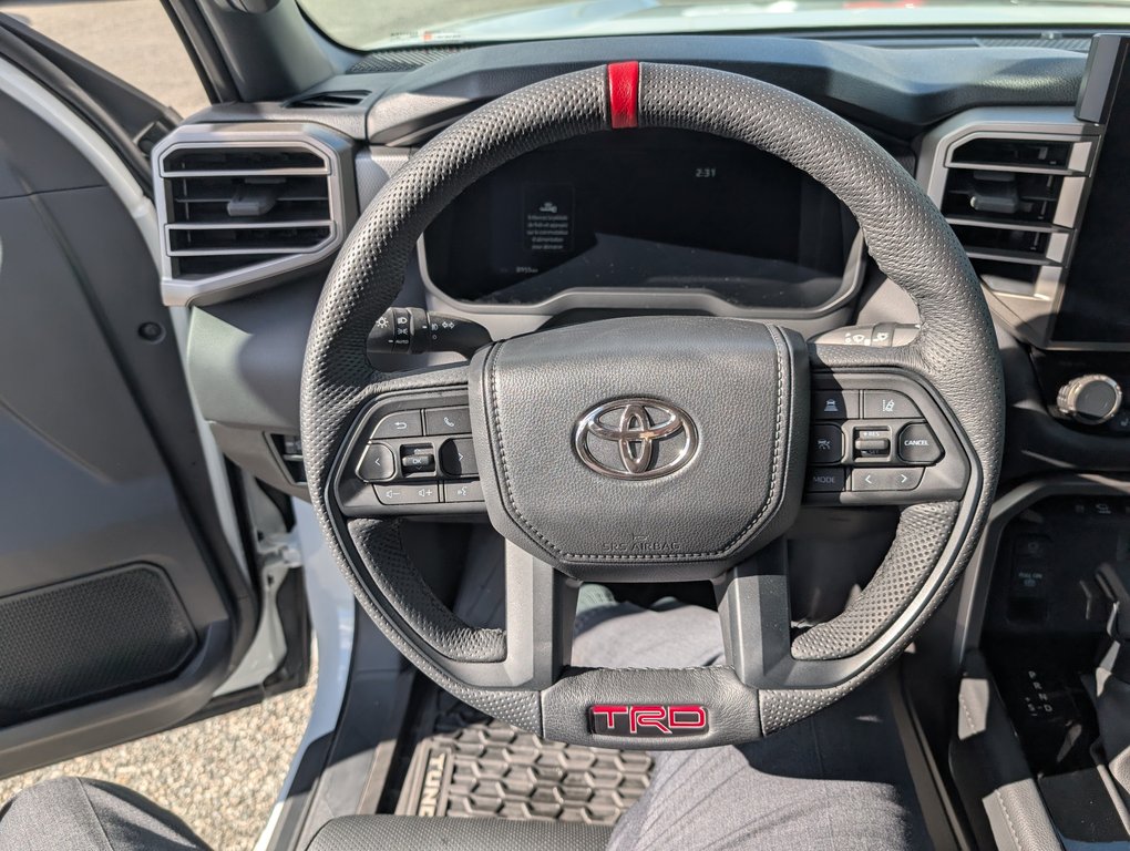 Toyota TUNDRA HYBRID Crewmax Limited 2025 à Magog, Québec - 18 - w1024h768px