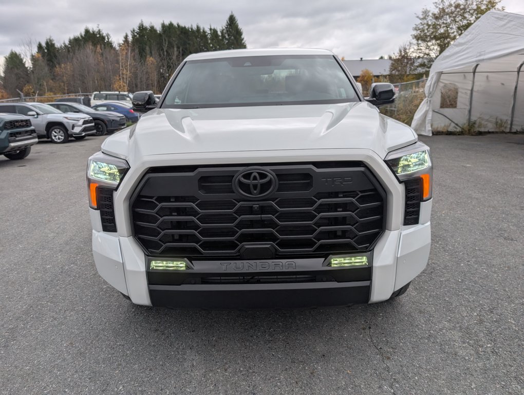 Toyota TUNDRA HYBRID Crewmax Limited 2025 à Magog, Québec - 7 - w1024h768px