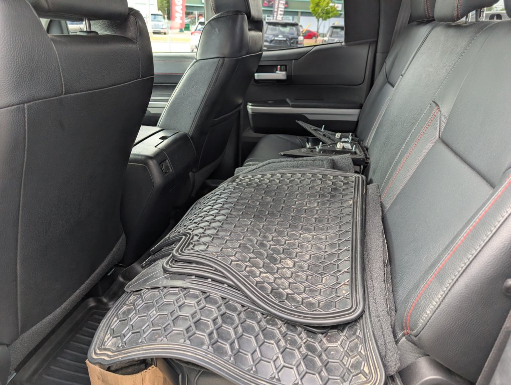2017 Toyota Tundra *******TRD PRO, 4X4, in Magog, Quebec - 10 - w1024h768px