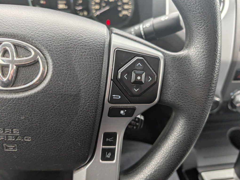 Toyota Tundra SR5 CREWMAX, 2021 à Magog, Québec - 21 - w1024h768px