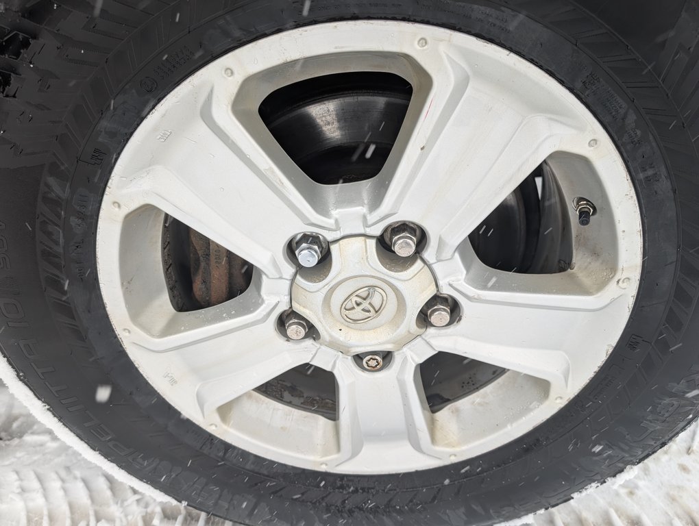 Toyota Tundra SR5 CREWMAX, 2021 à Magog, Québec - 26 - w1024h768px