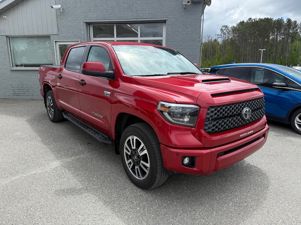 2021 Toyota Tundra SR5 CREWMAX in Magog, Quebec - 1 - w1024h768px