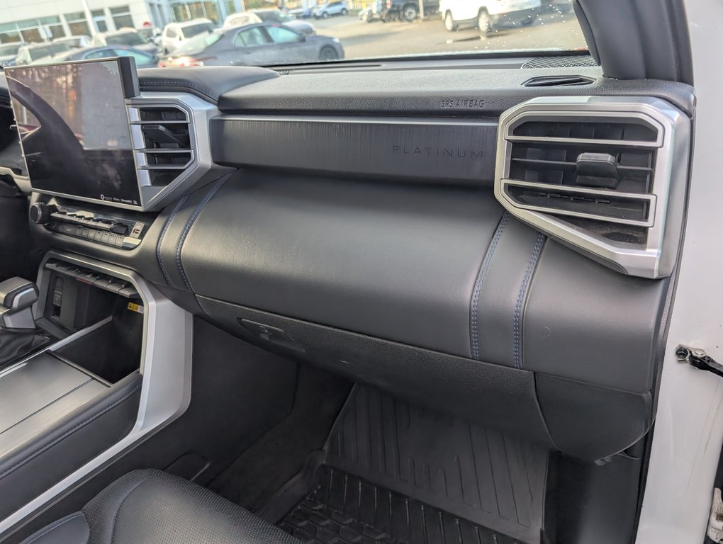 Toyota Tundra CREW MAX PLATINUM, 4X4 2022 à Magog, Québec - 11 - w1024h768px