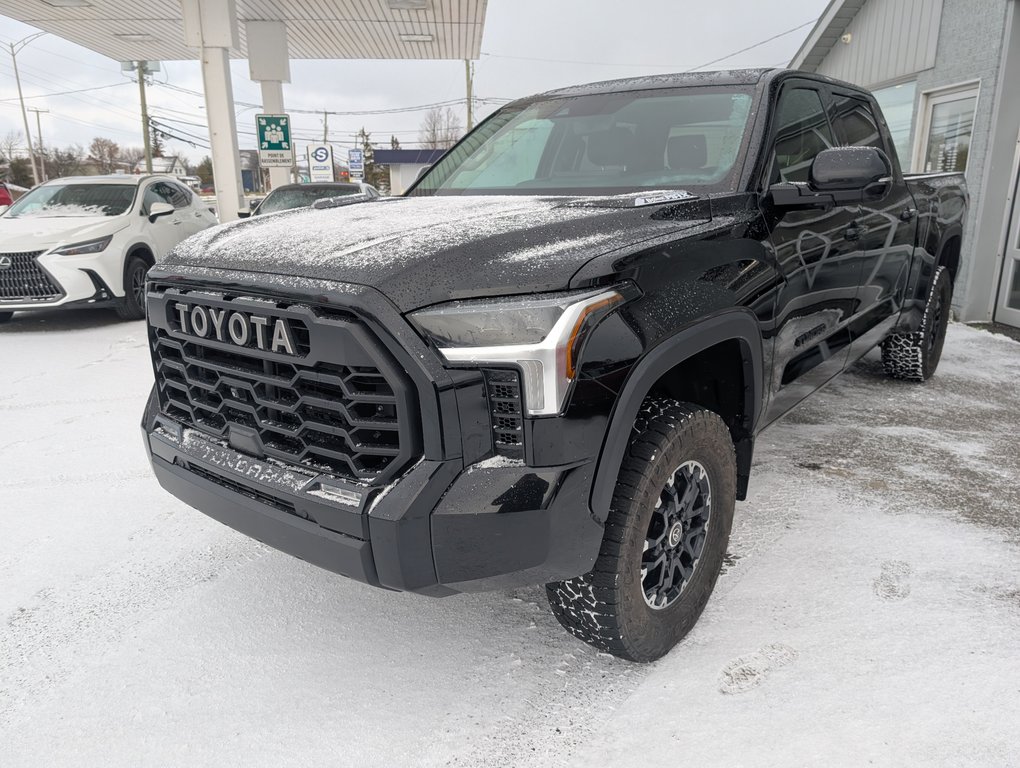 Toyota Tundra Limited Hybrid, GARANTIE JUSQU EN 2027, 2022 à Magog, Québec - 6 - w1024h768px