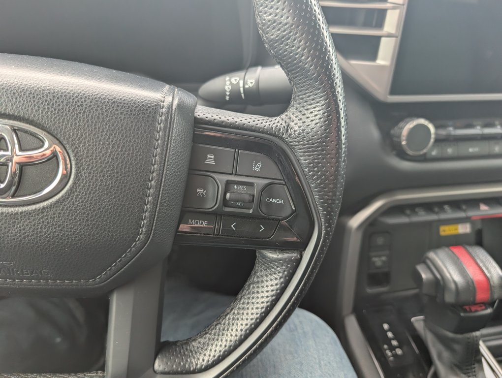 Toyota Tundra Limited Hybrid, GARANTIE JUSQU EN 2027, 2022 à Magog, Québec - 22 - w1024h768px