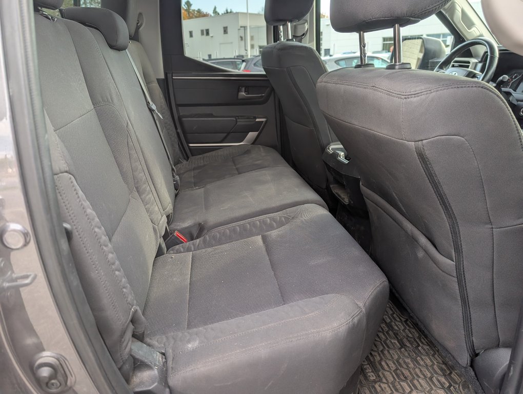 Toyota Tundra SR5 BOITE LONGUE, 4X4 2022 à Magog, Québec - 9 - w1024h768px