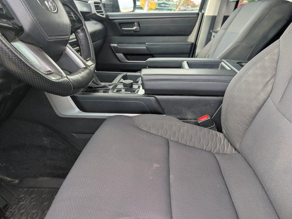 Toyota Tundra SR5 BOITE LONGUE, 4X4 2022 à Magog, Québec - 13 - w1024h768px