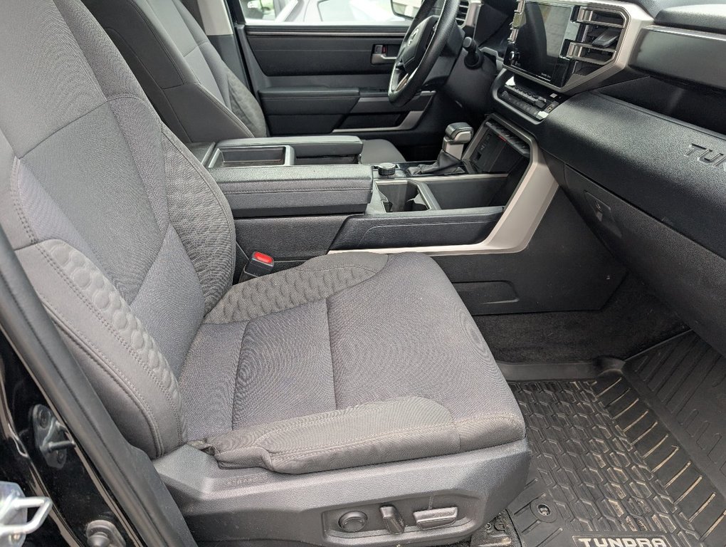 2023 Toyota Tundra SR5 4X4 CREWMAX, GARANTIE JUSQU EN 2027 in Magog, Quebec - 9 - w1024h768px
