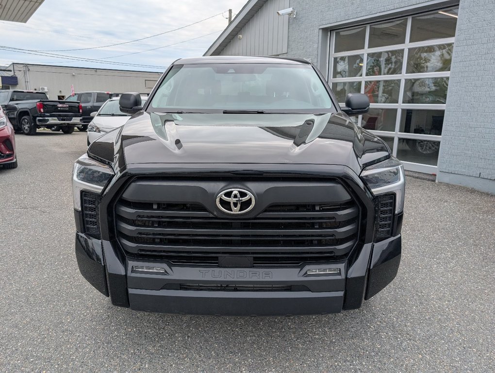 2023 Toyota Tundra SR5 4X4 CREWMAX, GARANTIE JUSQU EN 2027 in Magog, Quebec - 7 - w1024h768px
