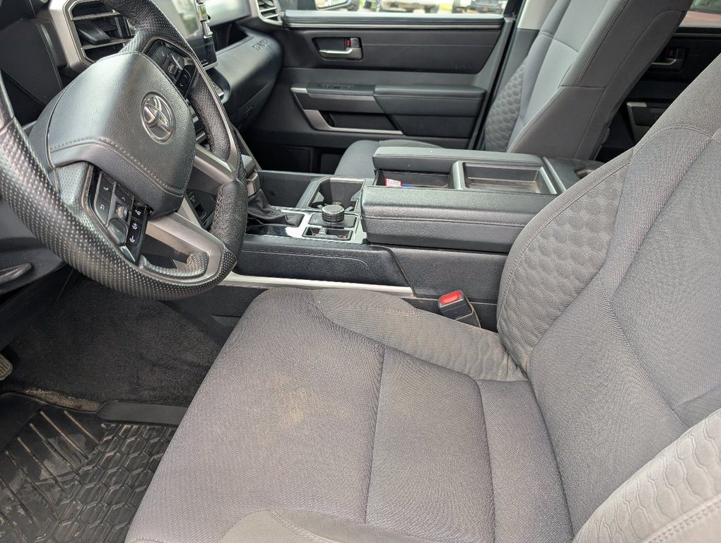 2023 Toyota Tundra SR5 4X4 CREWMAX, GARANTIE JUSQU EN 2027 in Magog, Quebec - 13 - w1024h768px