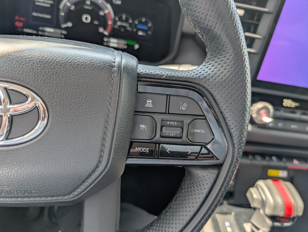 2023 Toyota Tundra TRD PRO Hybrid, GARANTIE JUSQU EN 2027, in Magog, Quebec - 23 - w1024h768px