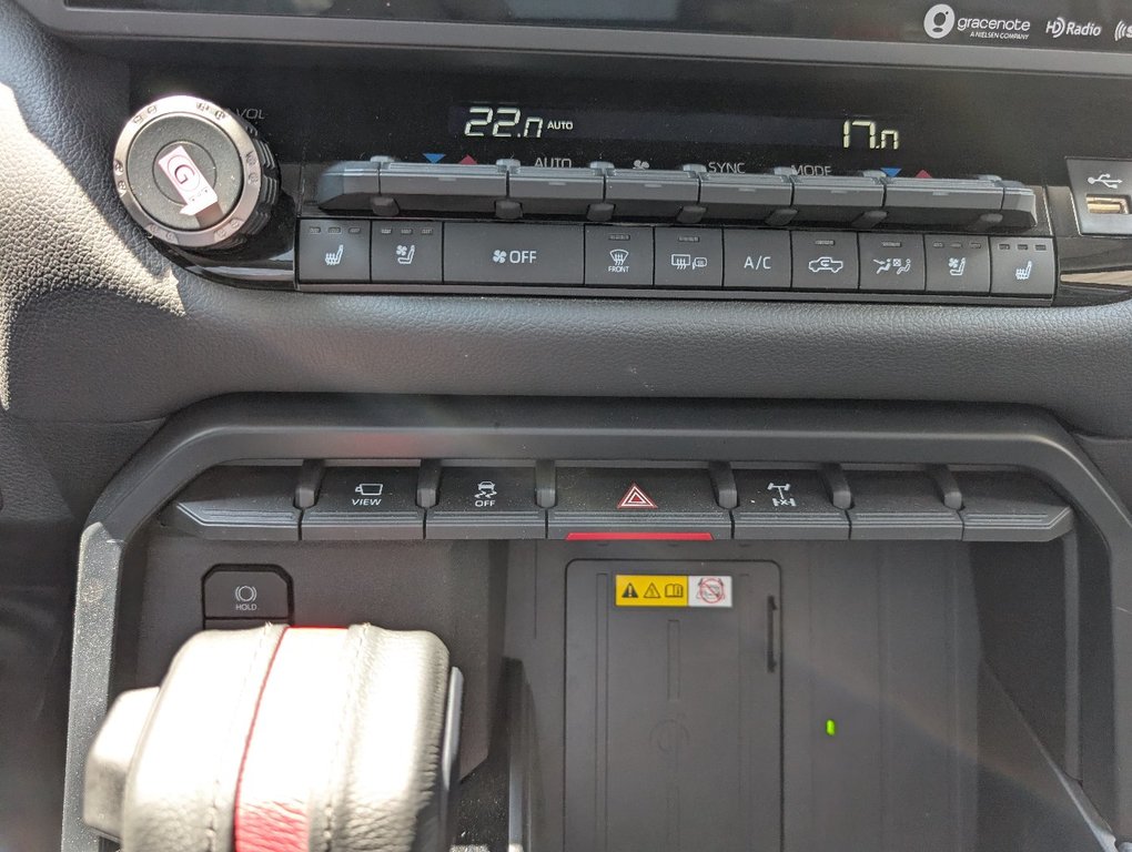2023 Toyota Tundra TRD PRO Hybrid, GARANTIE JUSQU EN 2027, in Magog, Quebec - 21 - w1024h768px