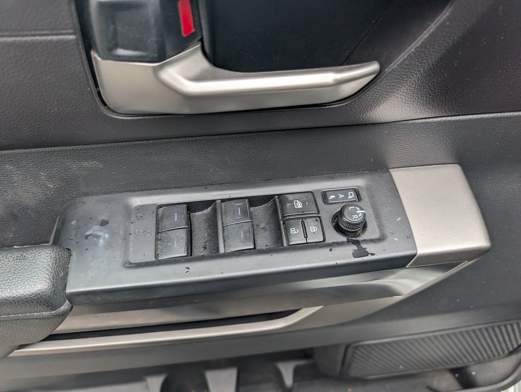 Toyota Tundra TRD OFF ROAD, 4X4, 2024 à Magog, Québec - 13 - w1024h768px