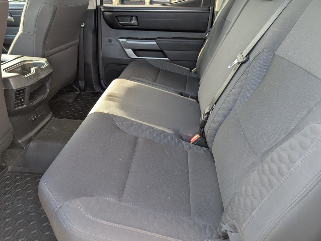 Toyota Tundra TRD SPORT CREWMAX, GARANTIE JUSQU EN 2028, 2024 à Magog, Québec - 13 - w1024h768px