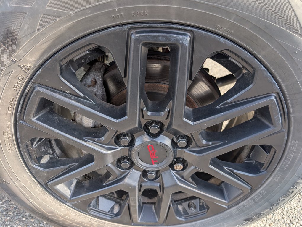 Toyota Tundra TRD SPORT CREWMAX, GARANTIE JUSQU EN 2028, 2024 à Magog, Québec - 28 - w1024h768px
