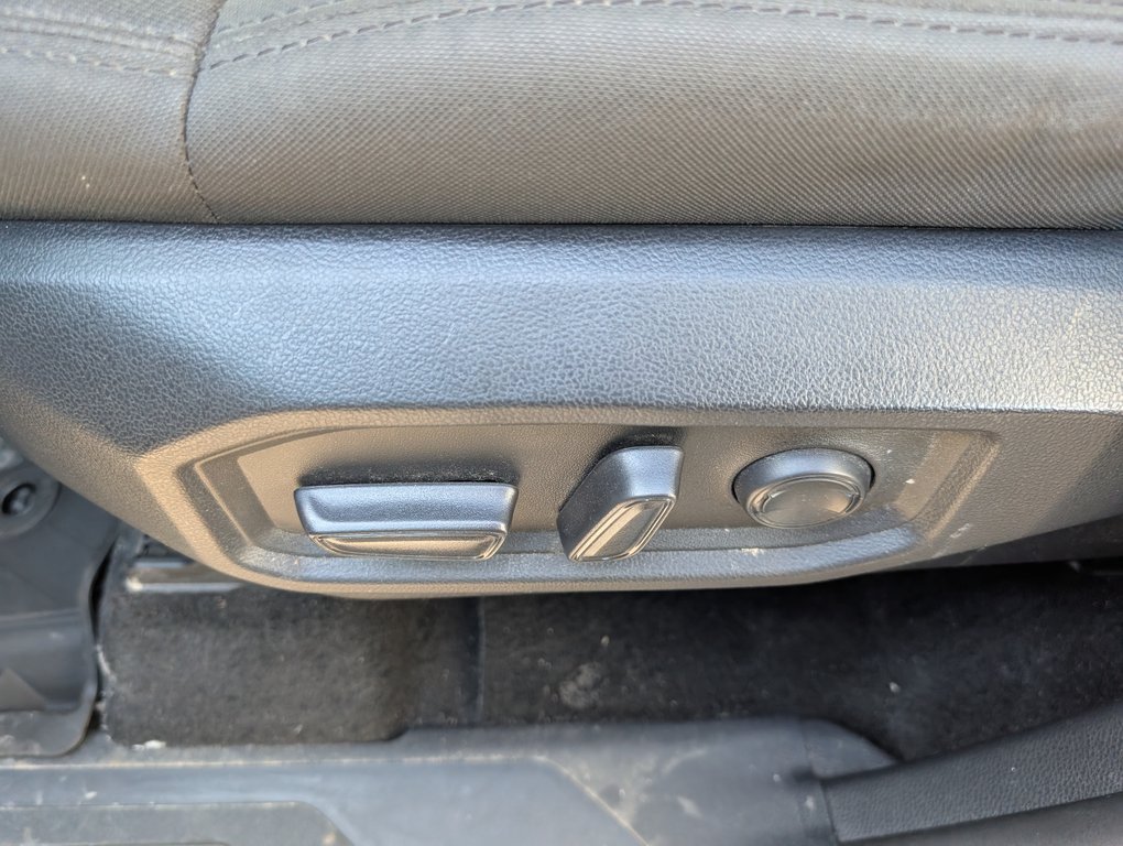 Toyota Tundra TRD SPORT CREWMAX, GARANTIE JUSQU EN 2028, 2024 à Magog, Québec - 16 - w1024h768px