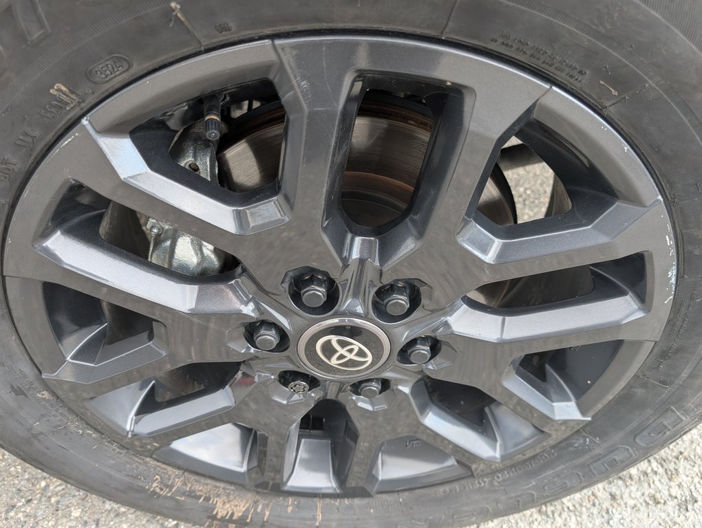 Toyota Tundra Platinum, GARANTIE JUSQU EN 2029 2025 à Magog, Québec - 27 - w1024h768px