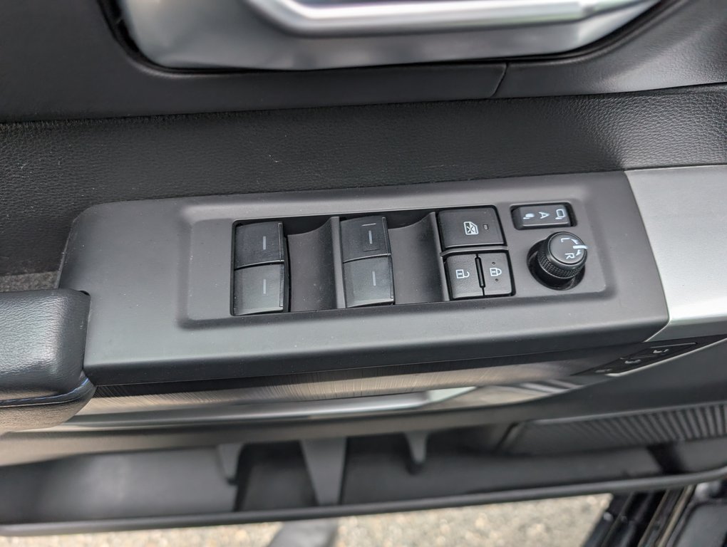 Toyota Tundra Platinum, GARANTIE JUSQU EN 2029 2025 à Magog, Québec - 16 - w1024h768px