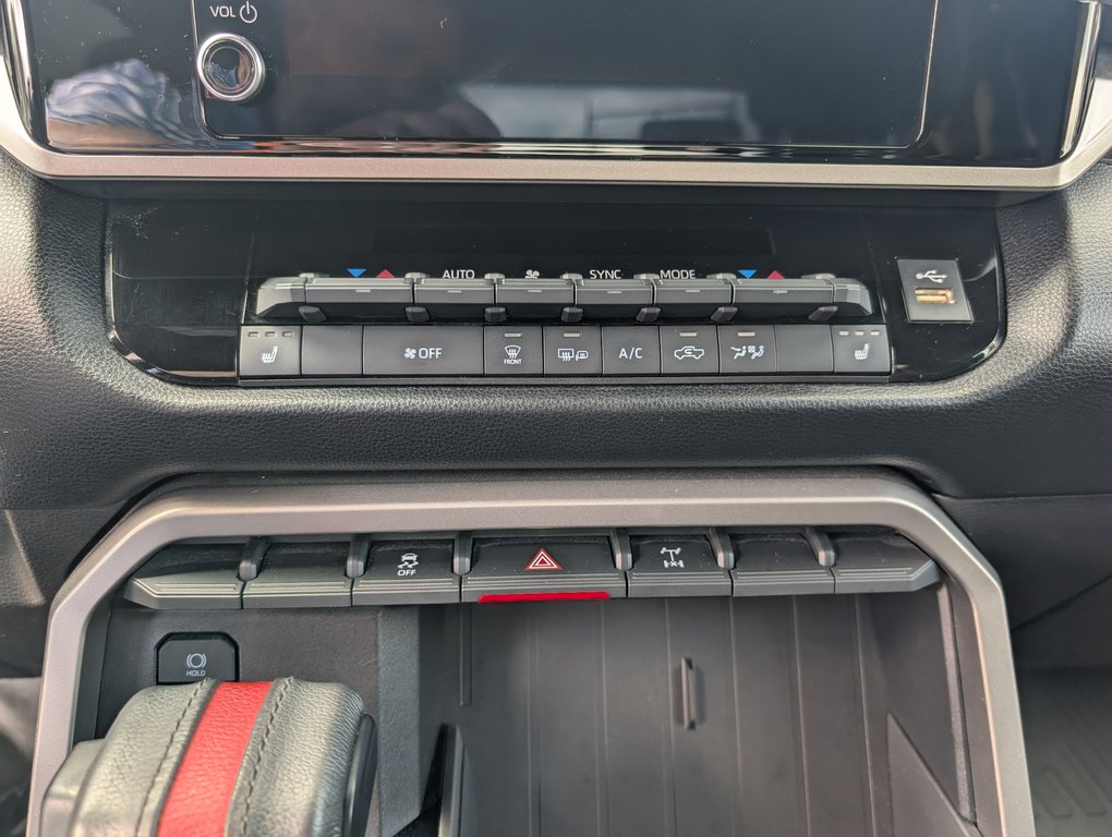 Toyota Tundra TRD OFF ROAD 4X4, 2026 à Magog, Québec - 24 - w1024h768px