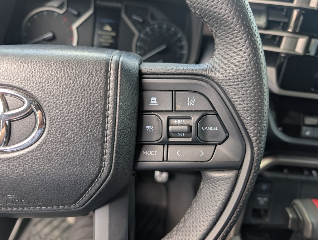 Toyota Tundra TRD OFF ROAD 4X4, 2026 à Magog, Québec - 23 - w1024h768px