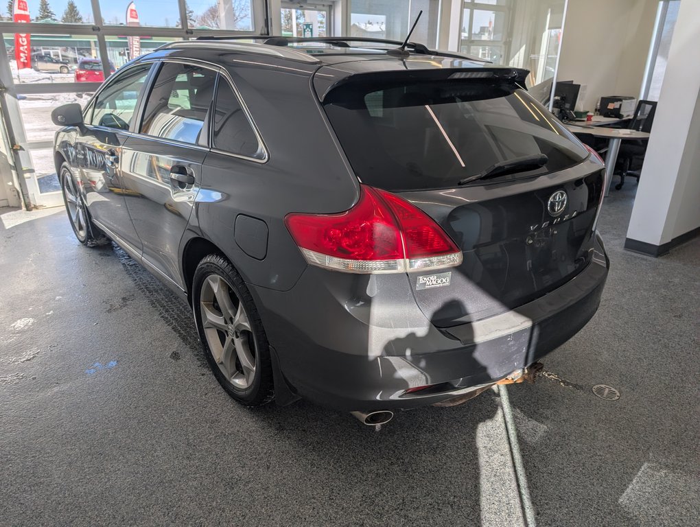 Toyota Venza V6, 2012 à Magog, Québec - 4 - w1024h768px