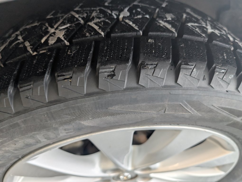 Toyota Venza LE AWD, V6, 2016 à Magog, Québec - 23 - w1024h768px