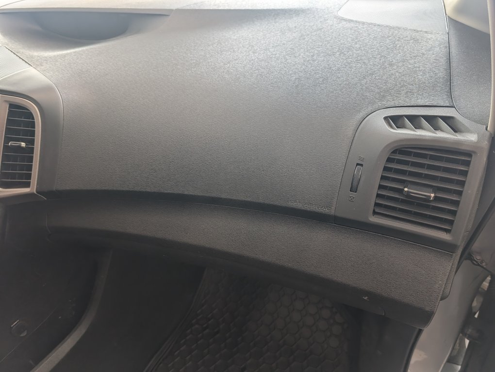 Toyota Venza LE AWD, V6, 2016 à Magog, Québec - 9 - w1024h768px