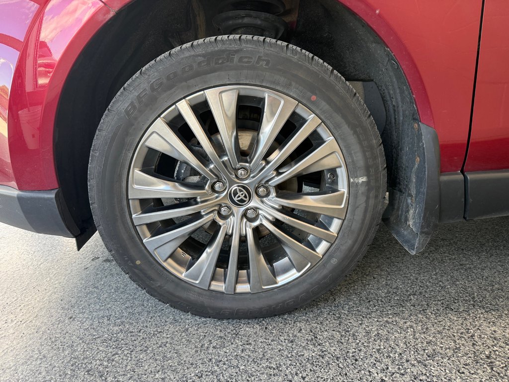 Toyota Venza Limited 2021 à Magog, Québec - 22 - w1024h768px