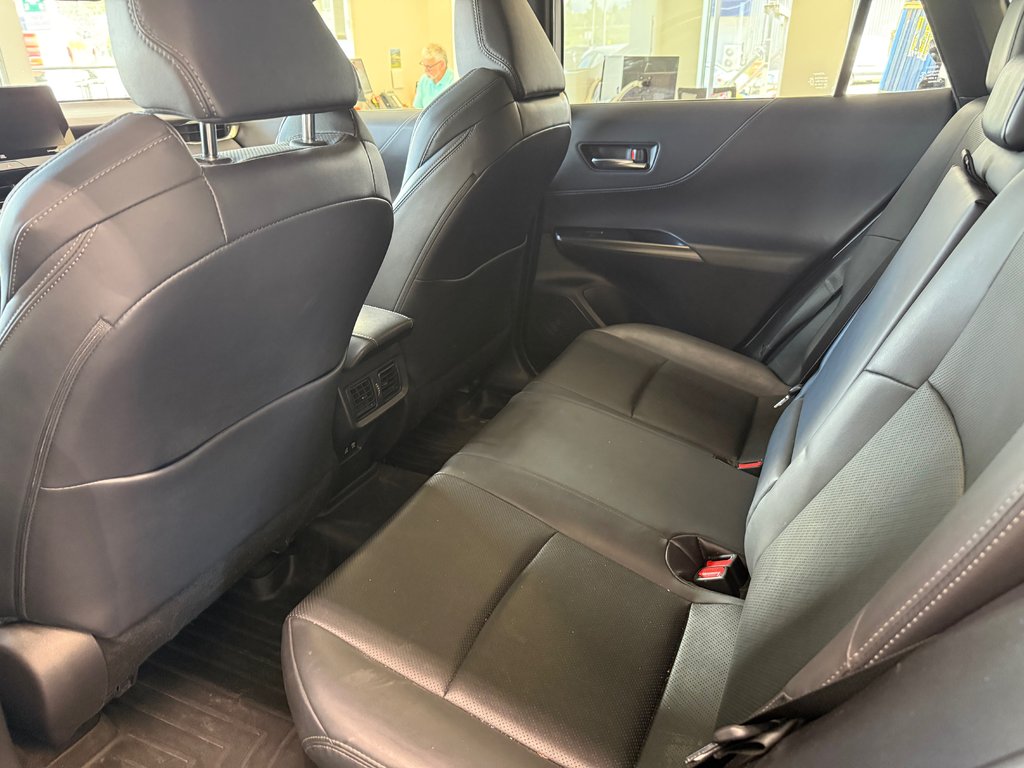 Toyota Venza Limited 2021 à Magog, Québec - 10 - w1024h768px