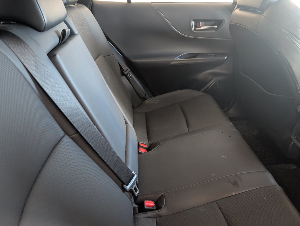 2022 Toyota Venza LIMITED AWD, GARANTIE JUSQU EN 2027, in Magog, Quebec - 8 - w1024h768px