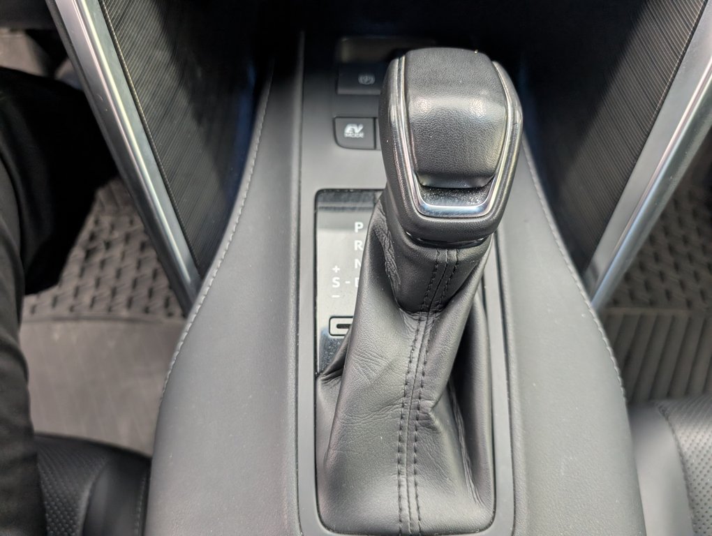 2022 Toyota Venza LIMITED AWD, GARANTIE JUSQU EN 2027, in Magog, Quebec - 18 - w1024h768px