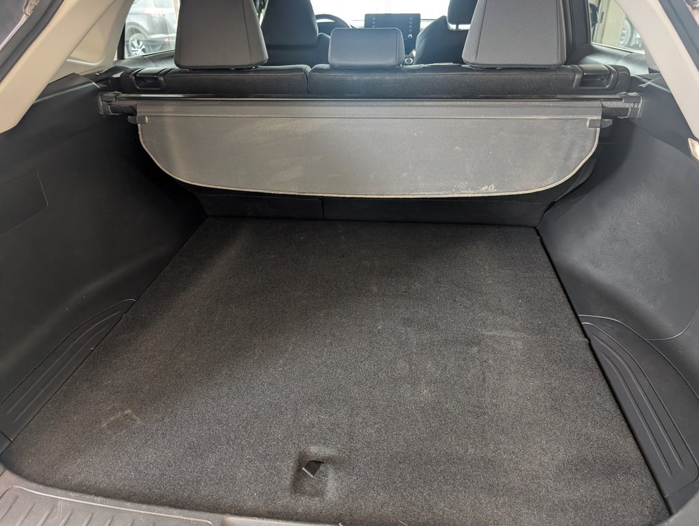 2022 Toyota Venza LE AWD in Magog, Quebec - 6 - w1024h768px