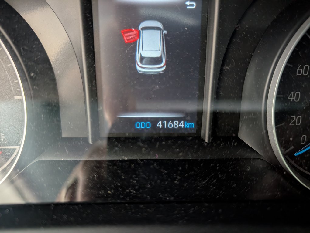 2022 Toyota Venza LE AWD in Magog, Quebec - 23 - w1024h768px