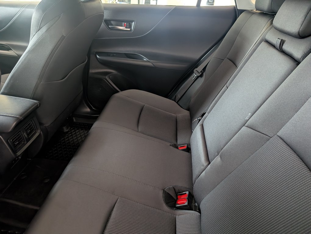 2022 Toyota Venza LE AWD in Magog, Quebec - 10 - w1024h768px