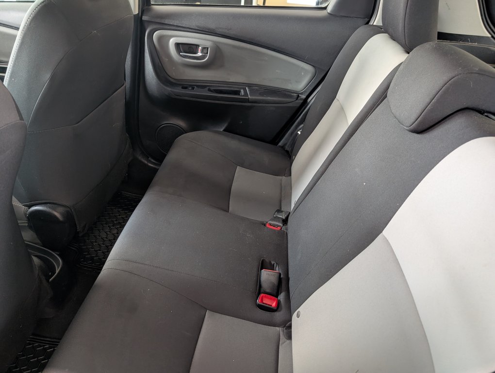 Toyota Yaris Hatchback LE AUTOMATIQUE, A/C, 2019 à Magog, Québec - 10 - w1024h768px