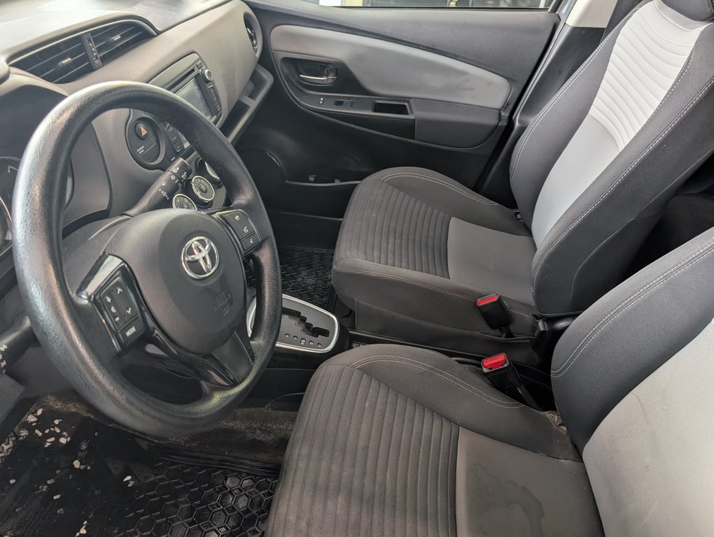 Toyota Yaris Hatchback LE AUTOMATIQUE, A/C, 2019 à Magog, Québec - 11 - w1024h768px