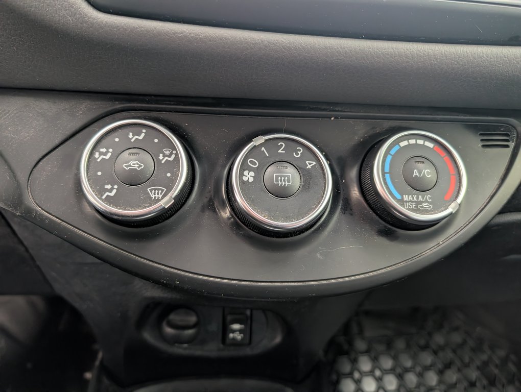 Toyota Yaris Hatchback LE AUTOMATIQUE, A/C, 2019 à Magog, Québec - 17 - w1024h768px