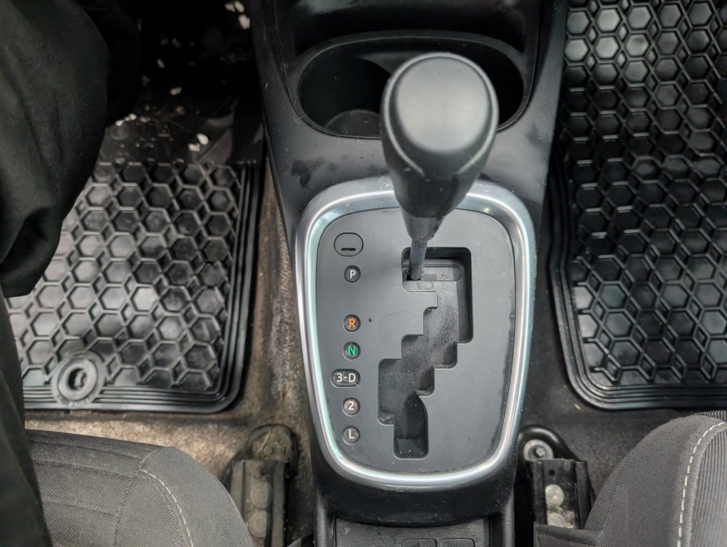 Toyota Yaris Hatchback LE AUTOMATIQUE, A/C, 2019 à Magog, Québec - 15 - w1024h768px