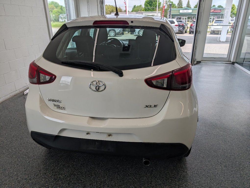 Toyota Yaris Hatchback XLE AUTOMATIQUE, 2020 à Magog, Québec - 4 - w1024h768px