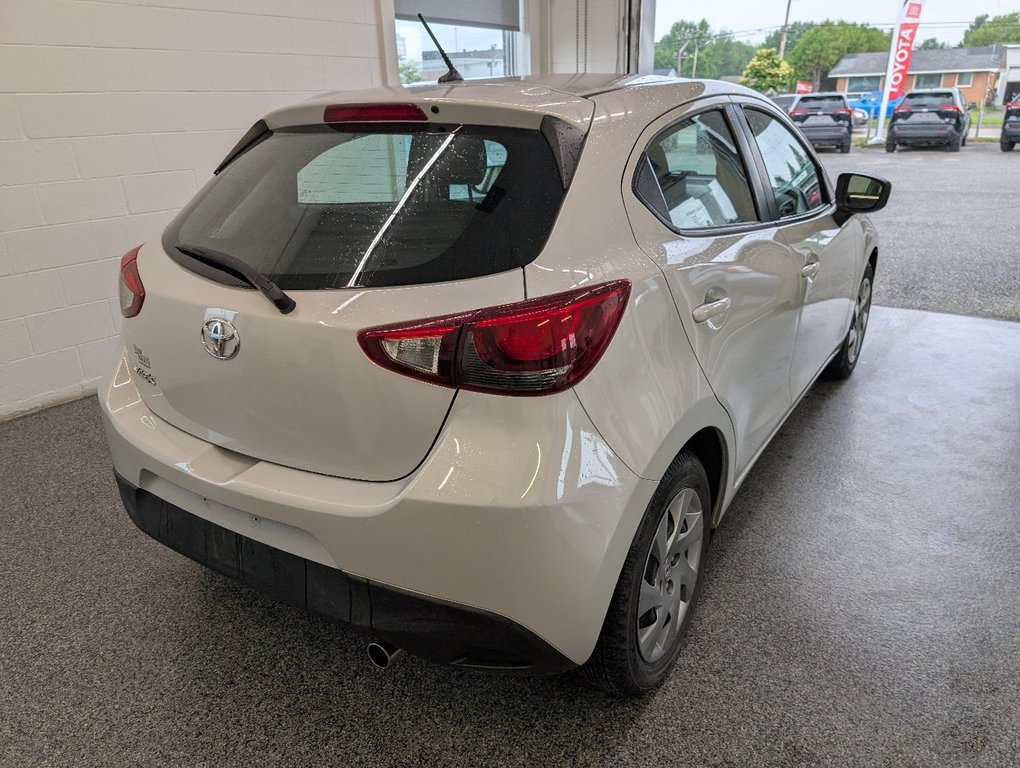 Toyota Yaris Hatchback A/C, 2020 à Magog, Québec - 3 - w1024h768px