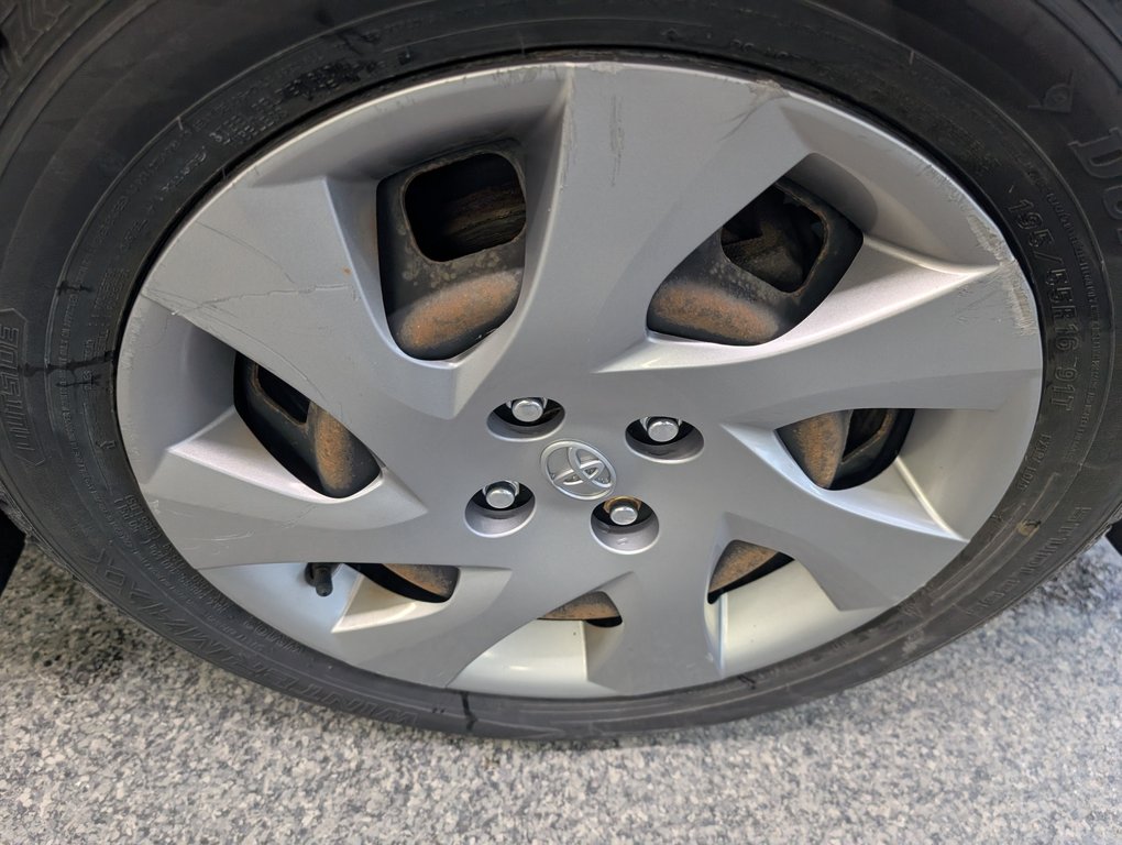 Toyota Yaris Hatchback LE, AUTOMATIQUE, 2020 à Magog, Québec - 20 - w1024h768px