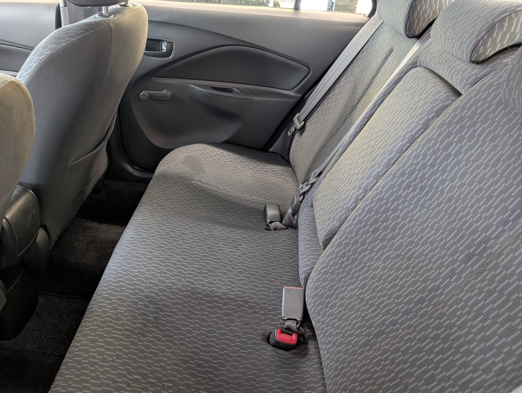 Toyota Yaris AUTOMATIQUE, 2009 à Magog, Québec - 10 - w1024h768px