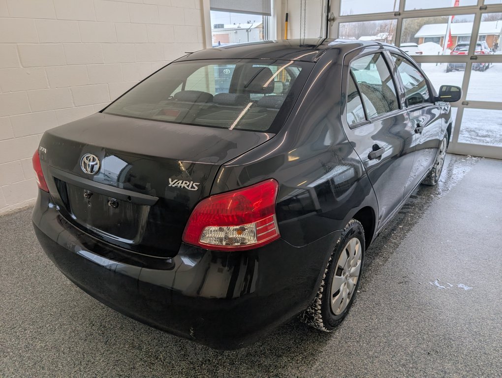 Toyota Yaris AUTOMATIQUE, 2009 à Magog, Québec - 4 - w1024h768px