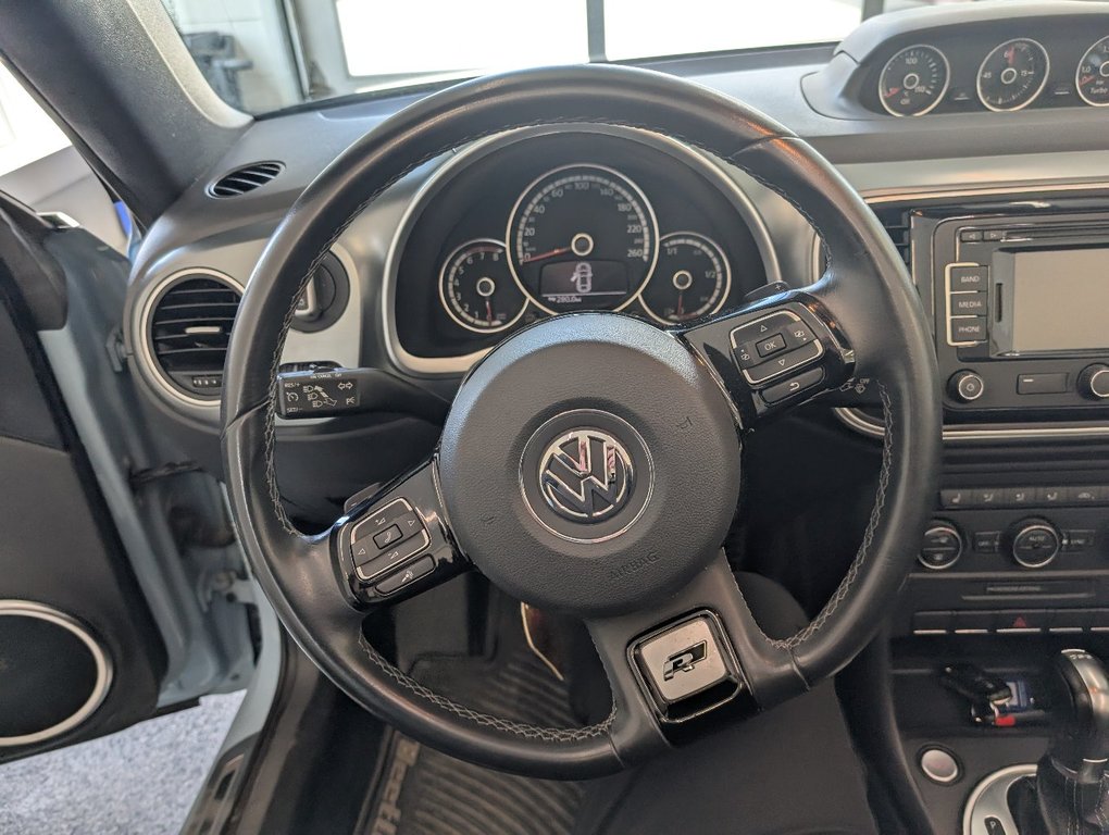 2015 Volkswagen Beetle Convertible Sportline, AUTOMATIQUE, in Magog, Quebec - 13 - w1024h768px