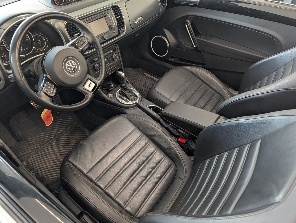 2015 Volkswagen Beetle Convertible Sportline, AUTOMATIQUE, in Magog, Quebec - 10 - w1024h768px